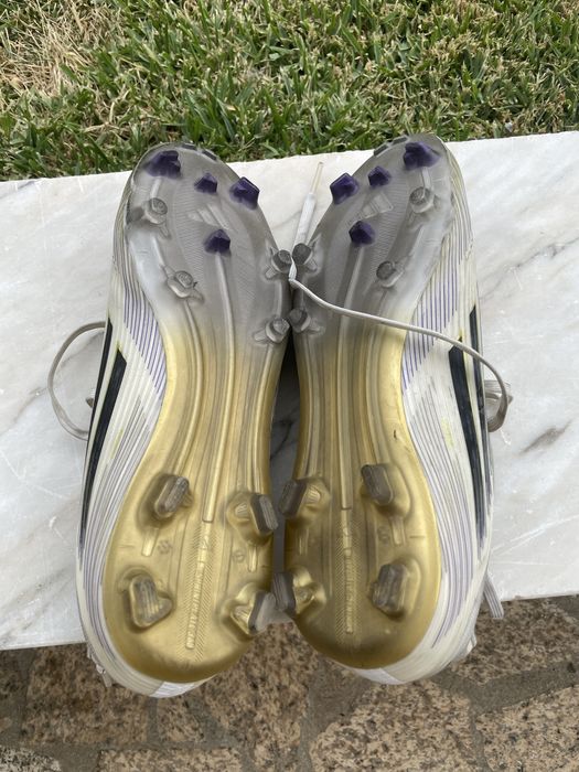 Chuteiras Adidas F50 42