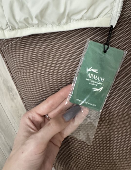 Нова жилетка Armani
