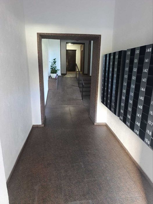 3 кімнатна квартира-студія під ваш ремонт на початку Богунії