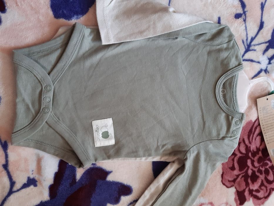 Body, 2pack, nowe, r.62