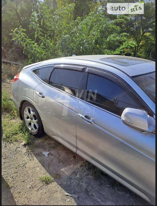 Honda Crosstour 2011 року