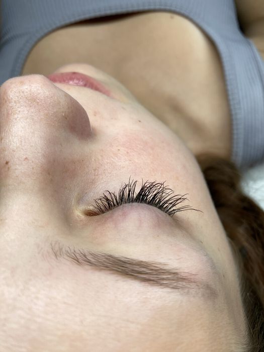 Stylizacja rzes 1:1 oraz Stylizacja paznokci hybryda,przedlużanie żel