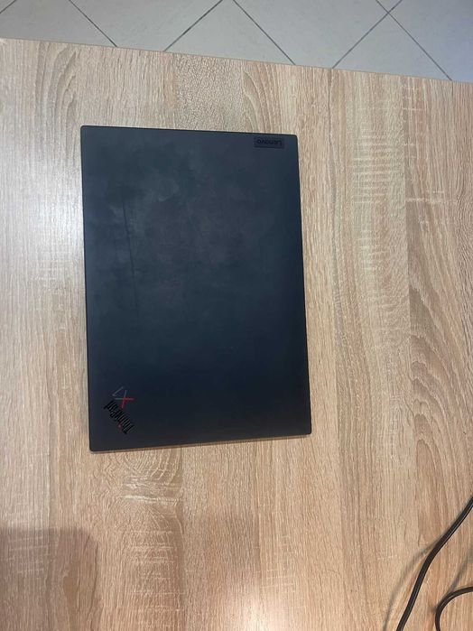 Lenovo ThinkPad X1 Carbon Gen 9 i5/16 — несправний
