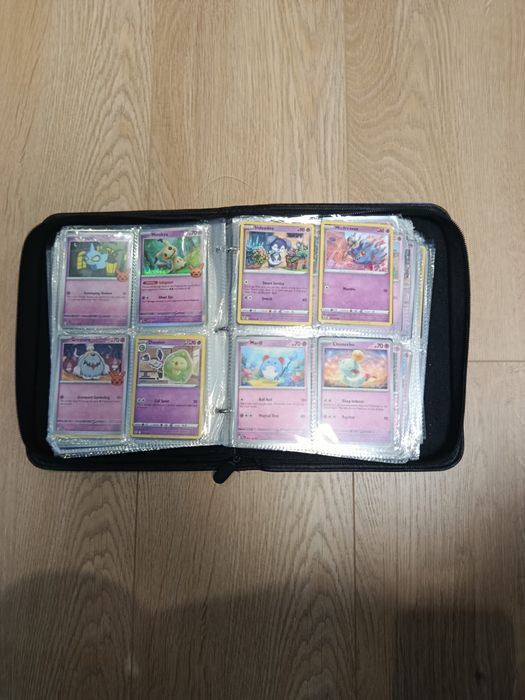 Album z kartami pokemon