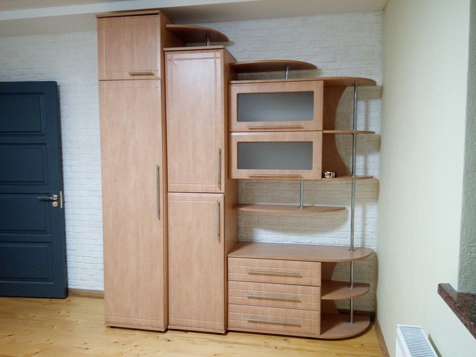 Продам  Стінку Або обміняю На шафу Купе!!!