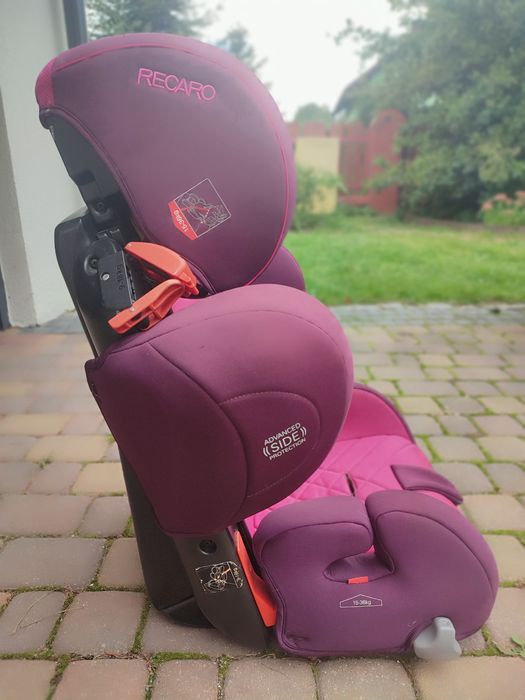 Fotelik samochodowy Recaro Young Sport Hero (9-36 kg)