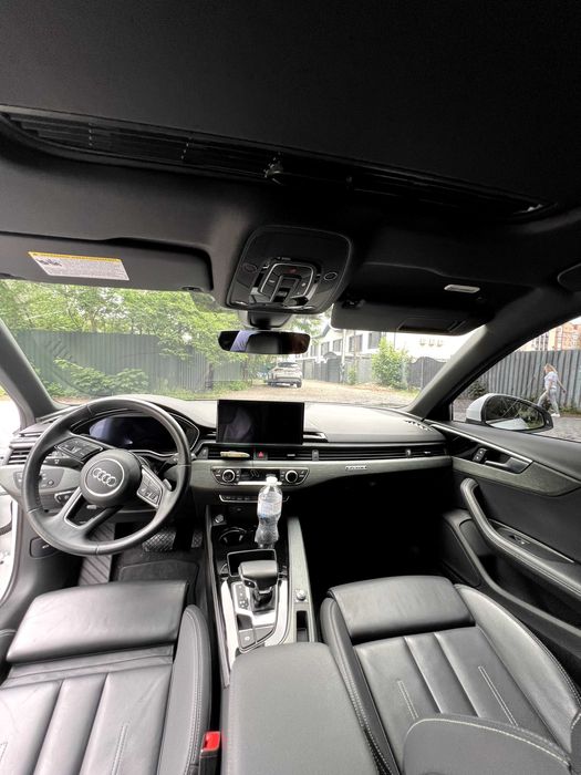 Audi A4 Quattro Premium Plus 2022 s-line