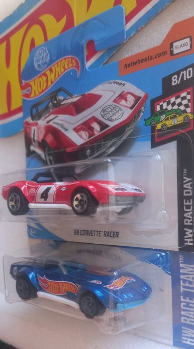 Conjunto 2 , 69 Corvette Racer Hot Wheels