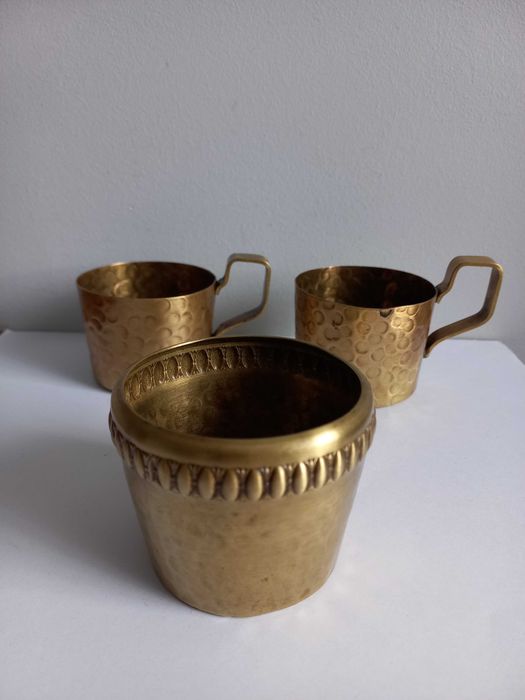 Mosiężne uchwyty koszyczki na szklanki cukiernica