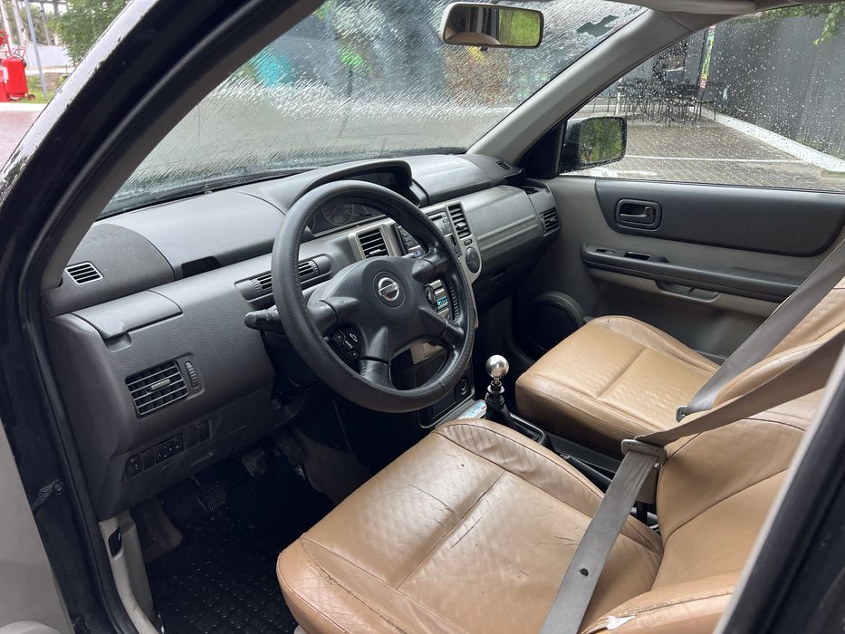 Продам Nissan X-Trail 2.2дизель в хорошем состоянии