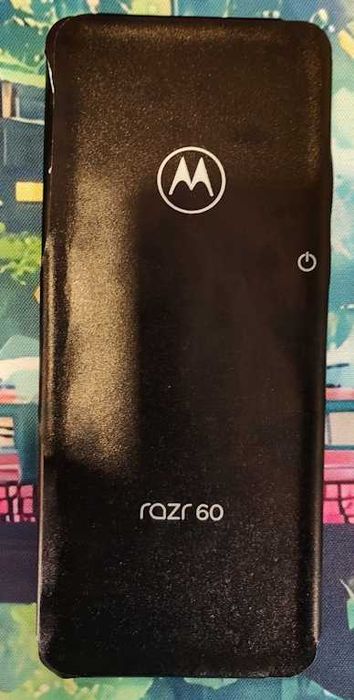 Motorola Razr 60 5G 256GB Gibraltar Sea – Novo + Fatura