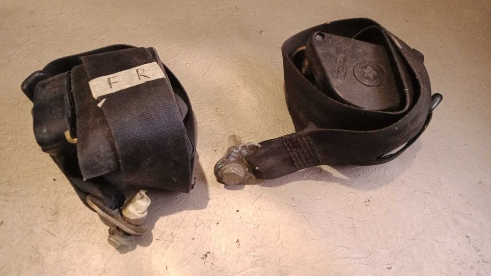 Ручки, підлокітники, інші деталі салону, дверей Audi 80 B2, B3