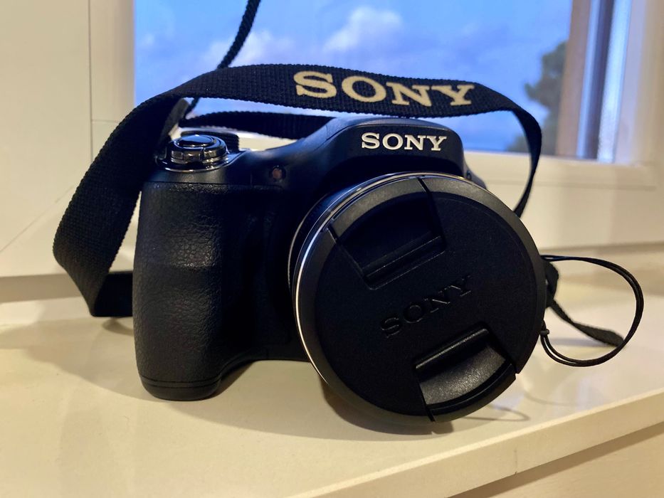 Máquina Fotográfica Sony DSC-H300 35x Zoom 20.1 MP