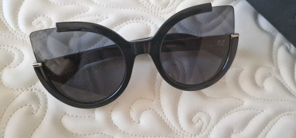 Очки солнцезащитные Mark by Mark Jakobs