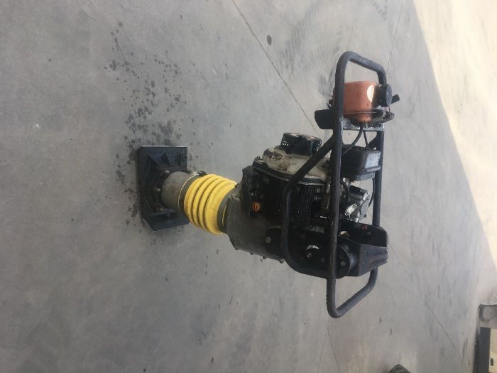 Saltitão compactador Ammann ADS70 - Diesel