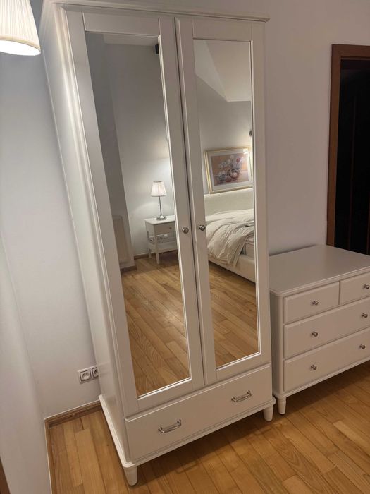 Szafa IKEA TYSSEDAL z  lustrami