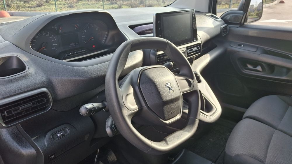 Офіційний Пежо партнер 2020