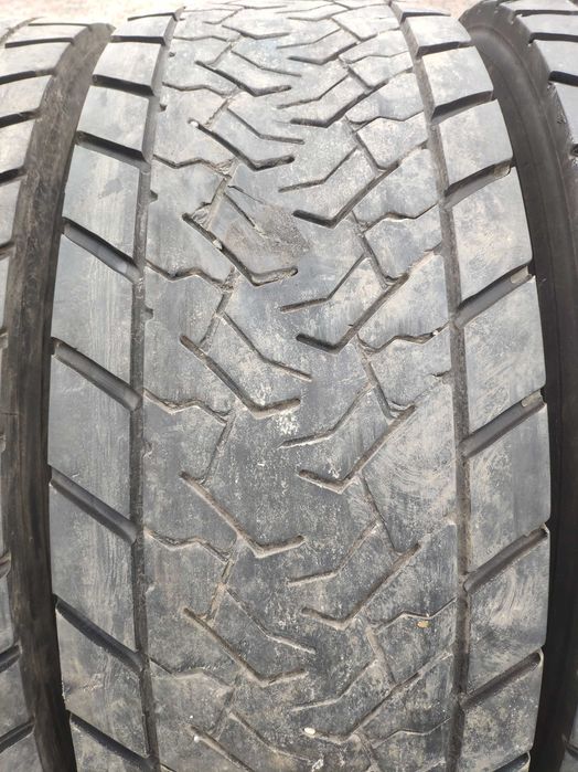 Opona Opony 315/70R22,5 " Napęd GOODYEAR 4szt KMAX D GEN-2 komplet