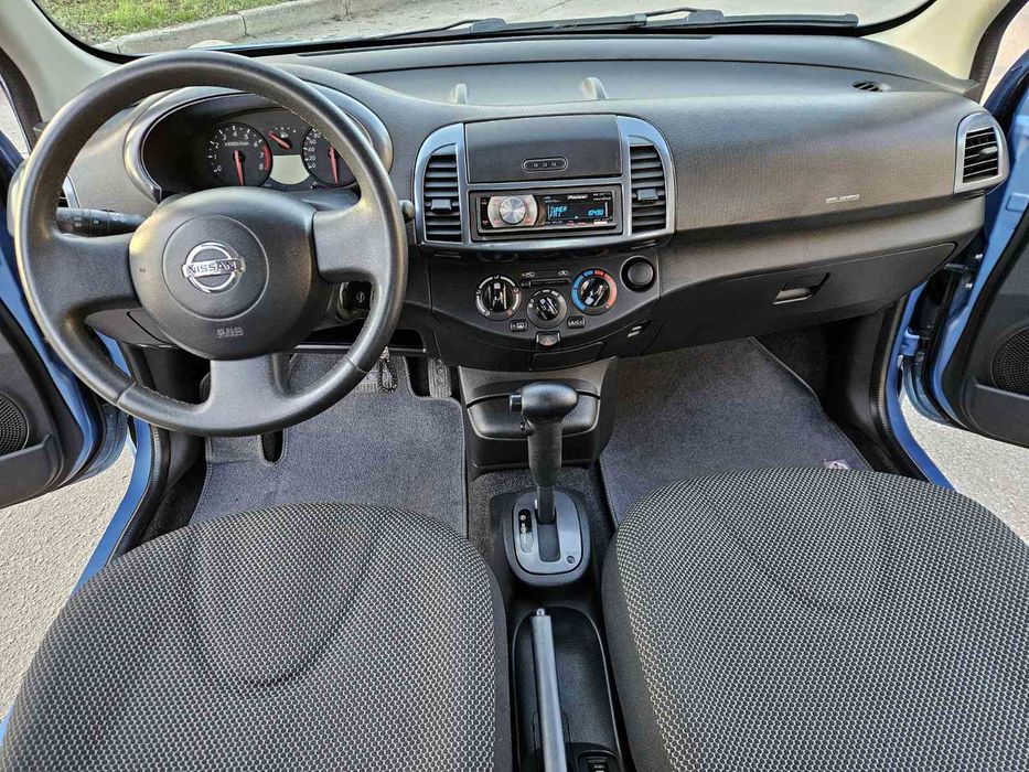 Nissan micra автомат