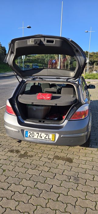 Opel Astra H 1.4.   249500klm