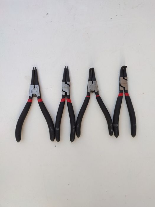 Набор щипцов для снятия  стопорных колец 180 мм  INTERTOOL HT-7015