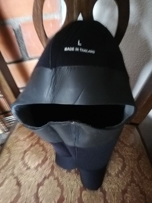 Passa montanhas em neoprene.64284033076993125