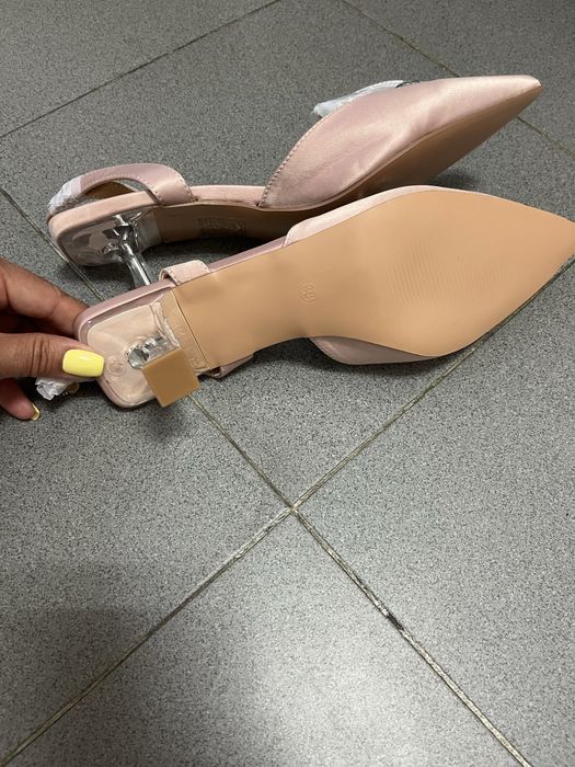 Sapatos novos de tacão médio Shein,rosa com pedras,37-10€