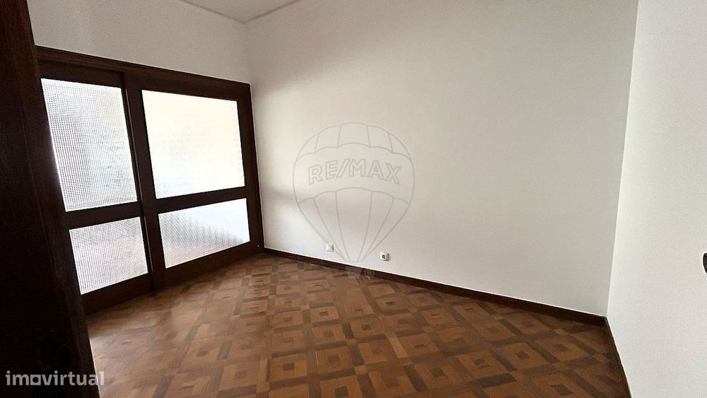 Apartamento T2 para arrendamento