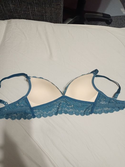 Бюст мякий без кісточок