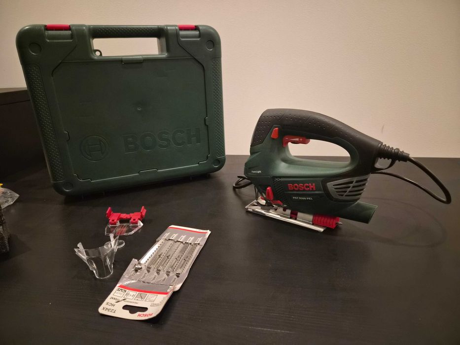 Serra Tico-Tico Bosch PST 9500 PEL - Como nova