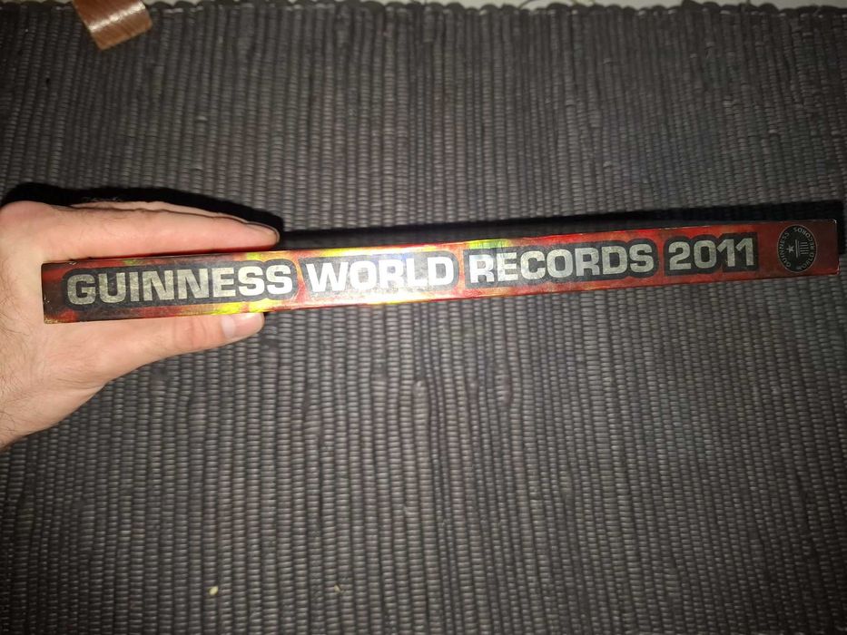 LIVRO Guinness World Records 2011