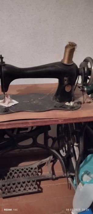 Продам швейную машинку бу в отличном состоянии Сингер