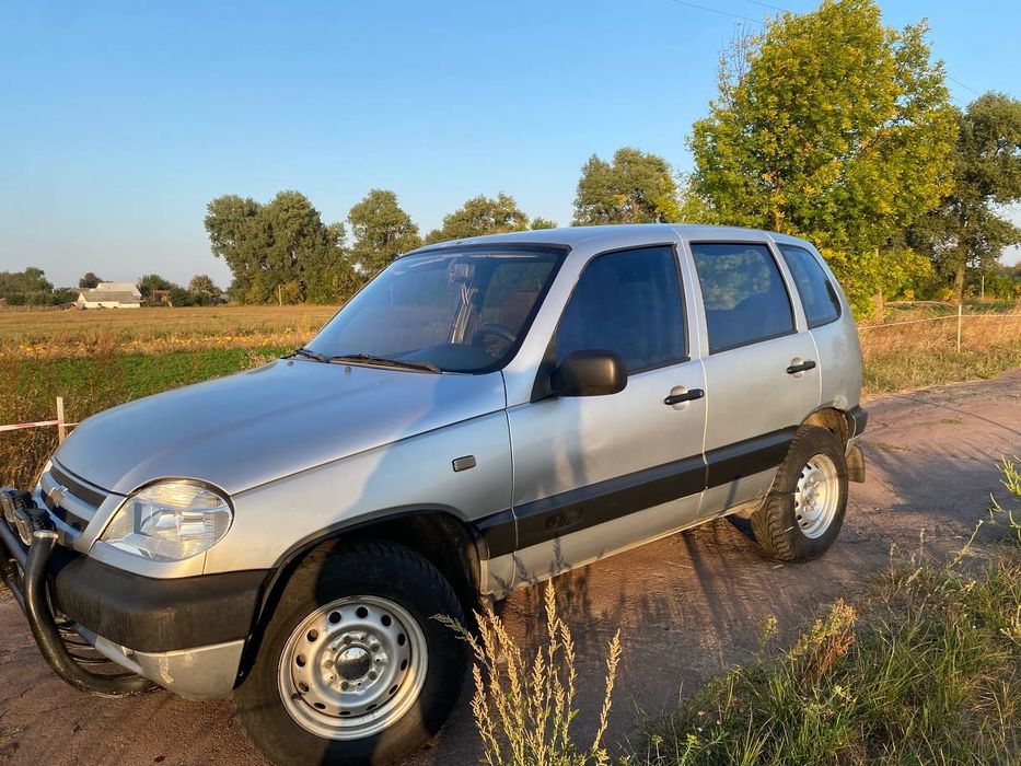 Продам ниву Шевроле