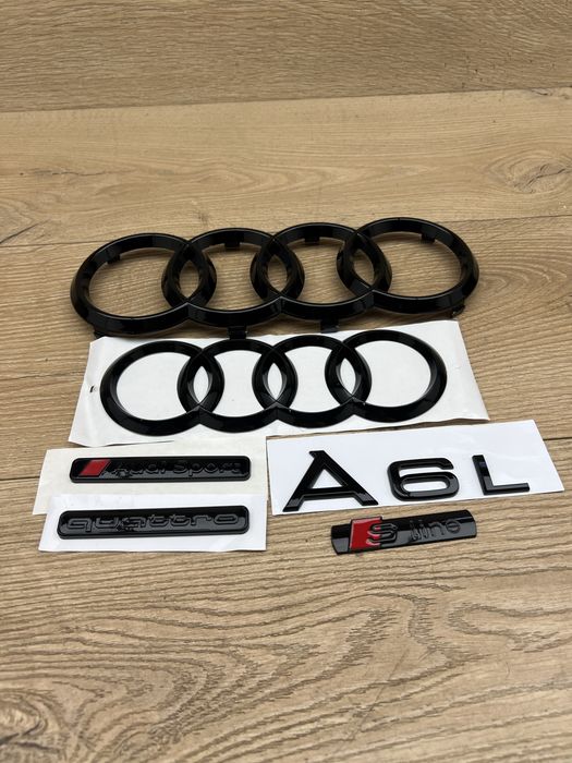 Емблема шильдик логотип значок Audi A4 S4 b6 b7 b8 b9 S-line
