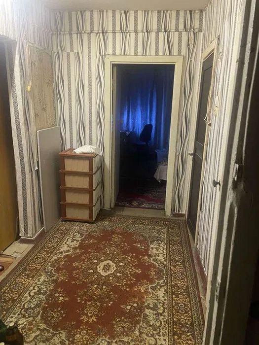 Продам 3-комн квартиру в районе Янтарная ул.