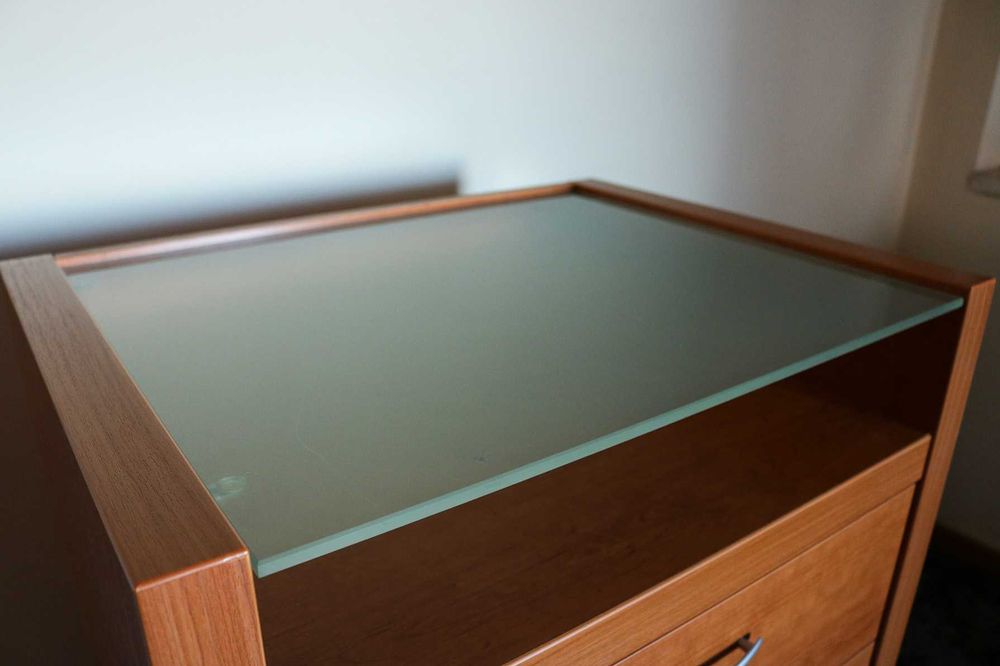 Comoda de quarto com gavetas carvalho mel