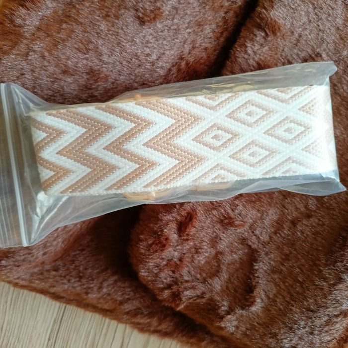 Torebka pluszowa plus pasek zapasowy