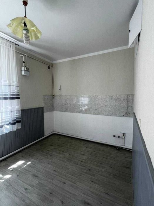 Продам 2-х комнатный дом на Слободке с гаражом