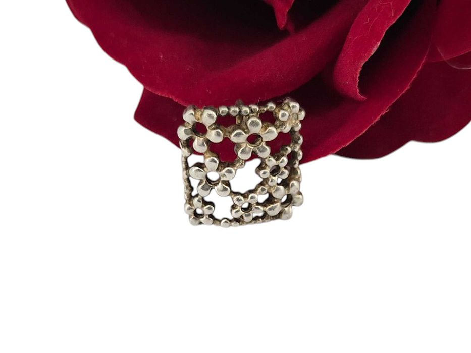 Delikatna srebrna zawieszka 2,10G 925P