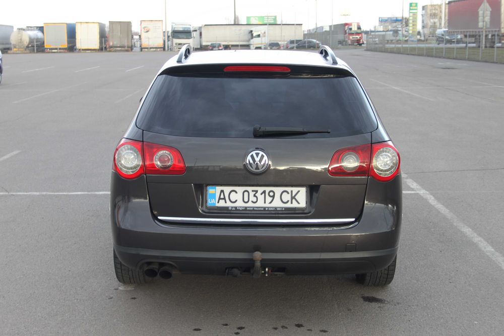 Продам автомобіль Volkswagen Passat B6