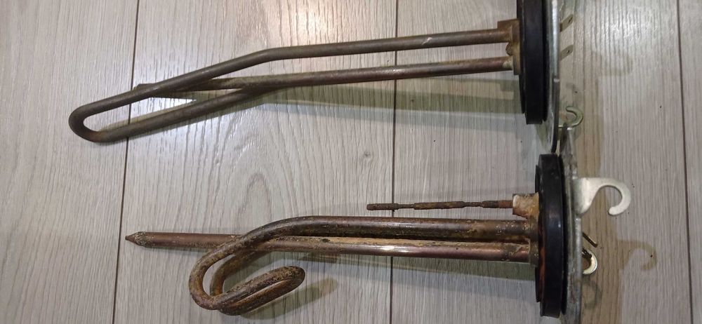 Бойлер Ariston потік бак запчастини робочі