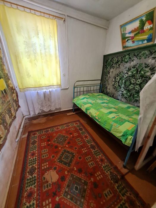 Продам  2 ЗАТИШНІ  будинки   -МОЖЛИВО СЕРТИФІКАТ-20 км від Кременчука)