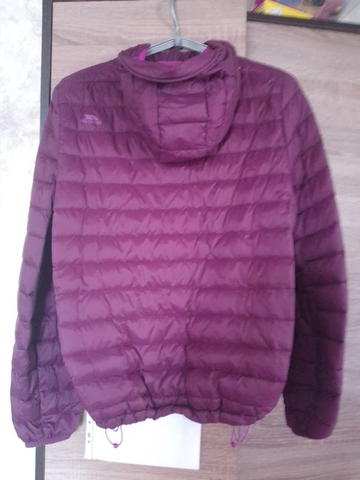 Курточки весняні