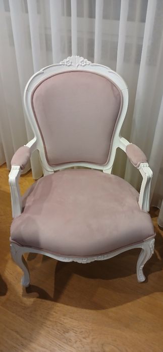 Cadeirão  antigo  restaurado