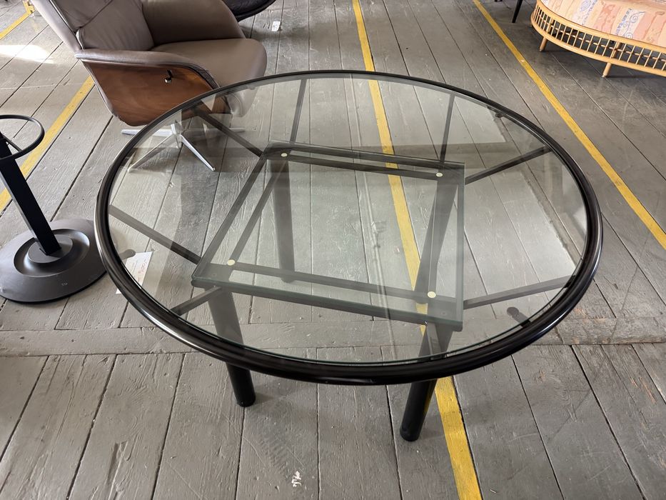 Skandynawski,okragly,metalowy stół z podwójnym  szklanym blatem,lata90