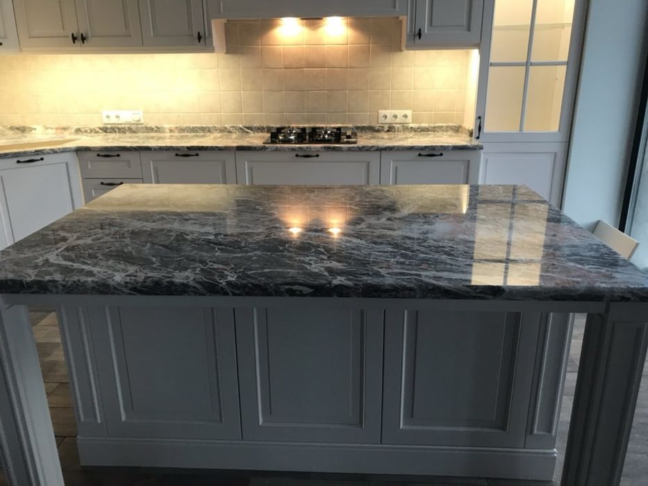Столешница на кухню из мрамора, гранити, кварца, столешница на заказ