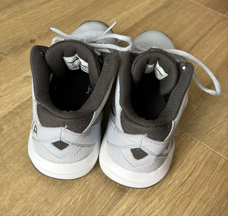 Buty do koszykówki Nike the Air Overplay IX r. 38,5