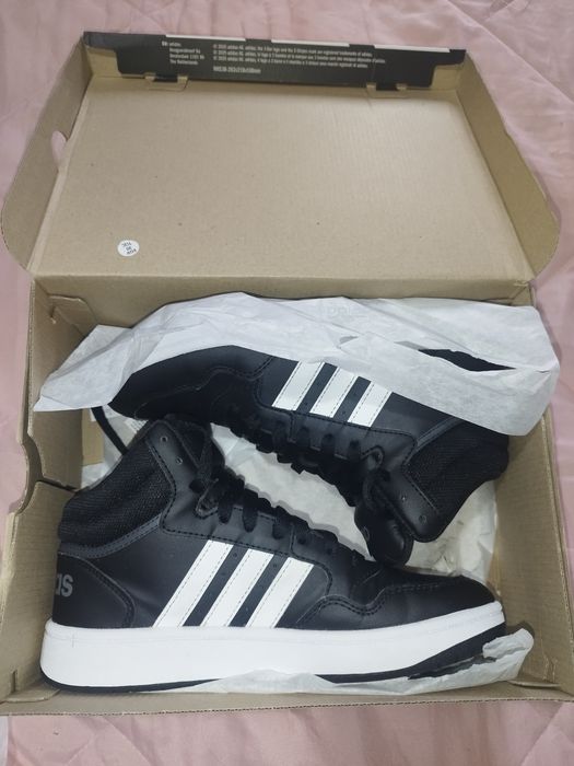 Sapatilhas adidas 38