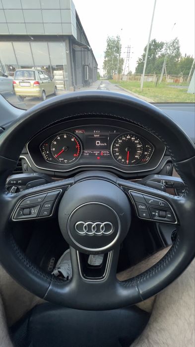Audi A4 2018 VIN WAUGMAF44KA016876 фото оголошення 15 з 24