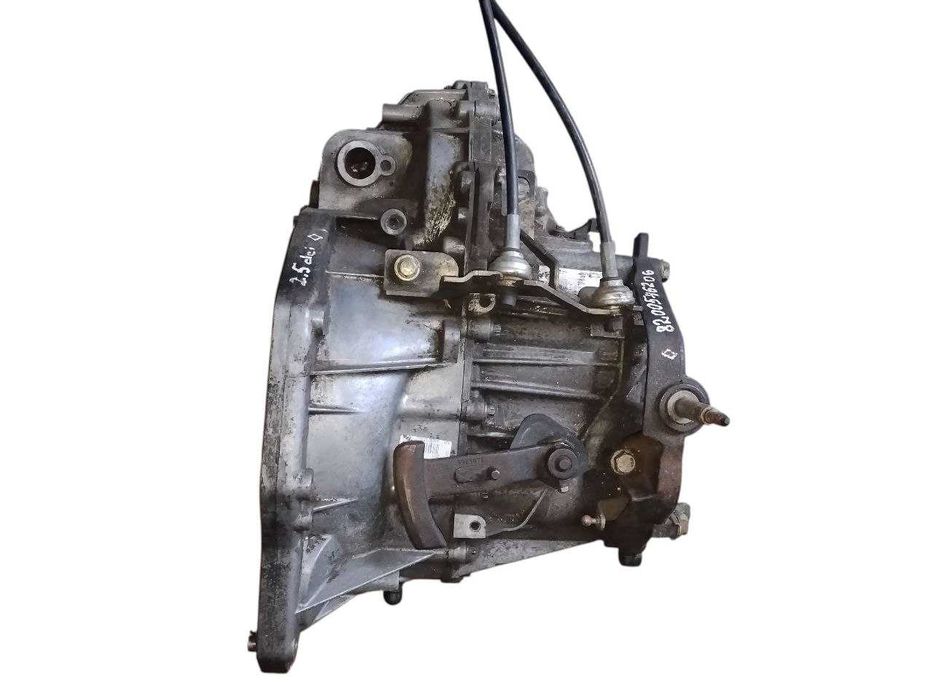 Коробка передач 2.5 dci Рено трафік, Renault Traffic.  PF6G9UX83